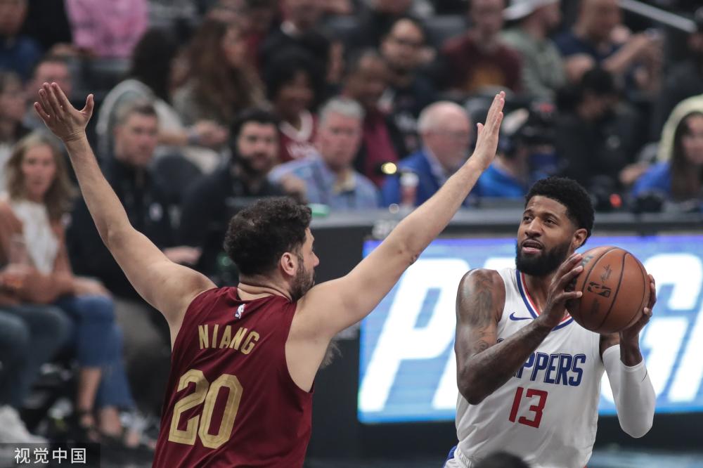 而年轻的法 而年轻的法