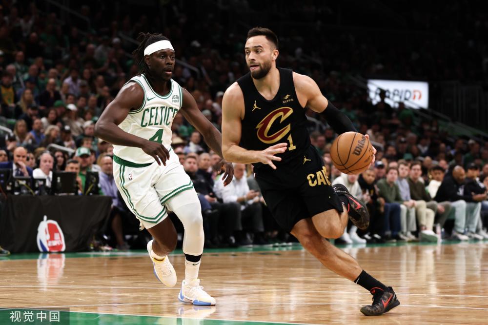 对于年届3 对于年届3